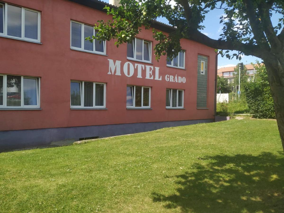 Motel Grado ปราก ภายนอก รูปภาพ